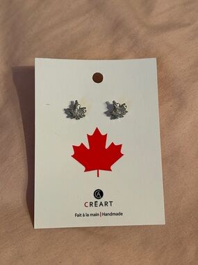 CREART Silver Maple Leaf Stud Earrings